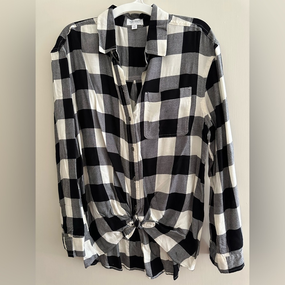 Women shirt